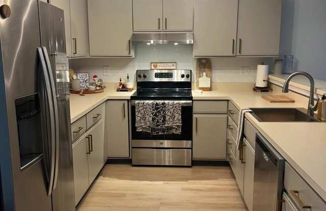 104 FAIRFIELD Court unit: 104