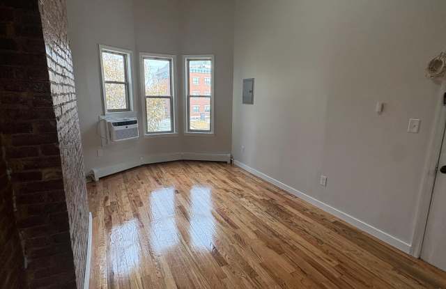 117 Magnolia AveApartment 4RF