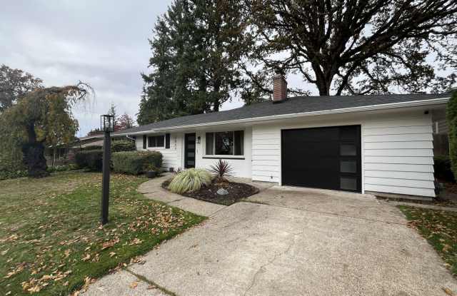 Photo of Beautifully Updated 3-Bedroom Home Near Commonwealth Lake – Single-Level Living  Large Fenced Yard (Landscaping Included)