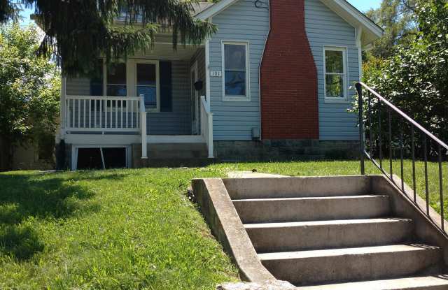 Photo of 101 West Whitlock Avenue