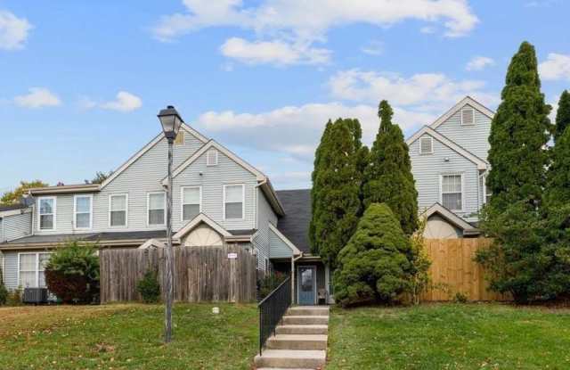 5806 SHADBUSH Court