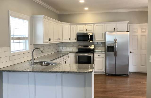 Photo of 230 Heritage Lane