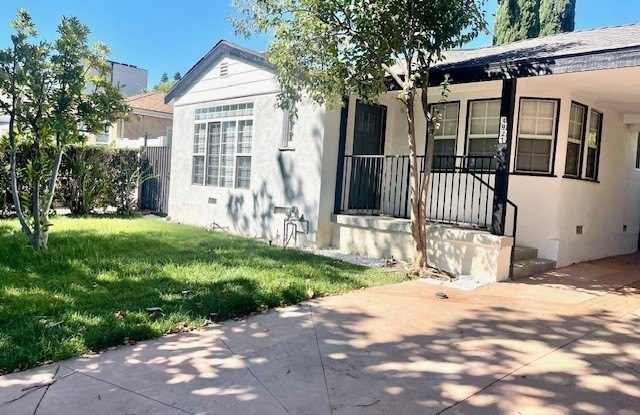 Photo of 4921 Enfield