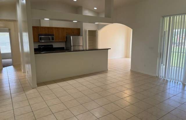 1093 Countess Avenue