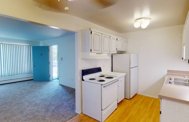 Outer Drive Manor Apartments