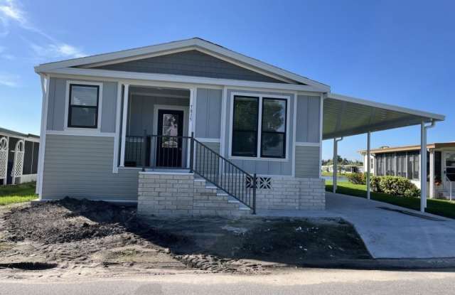 Photo of 7815 Lakeshore Drive