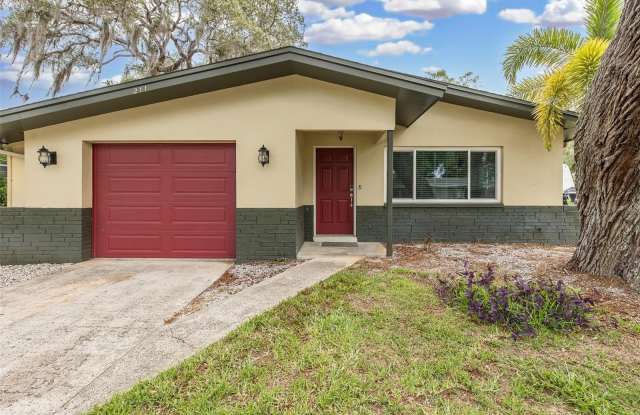 211 TIMBERLANE DRIVE