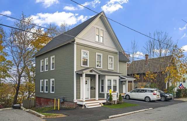 13 Pacific Street unit: 1