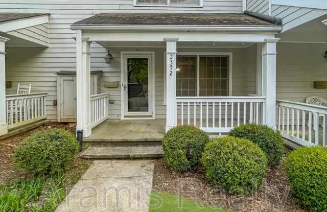2372 Farmstead Cir SE - 1