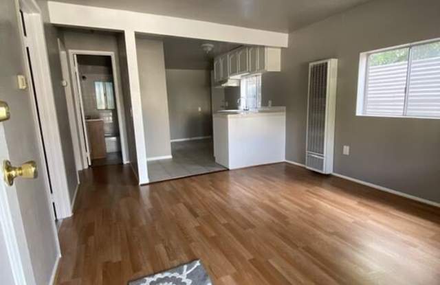 Photo of 2734 W 15th St