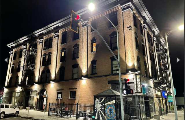 Grand Coulee Building