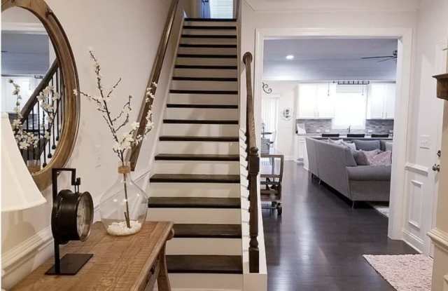 203 Hartland Place - 1