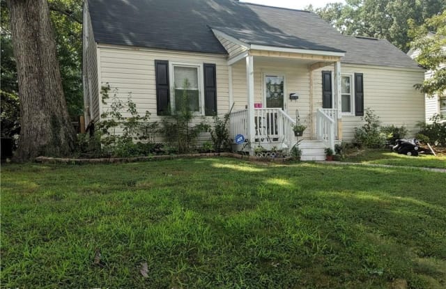 311 Seven Pines Ave - 311 Seven Pines Avenue, Sandston, VA 23150