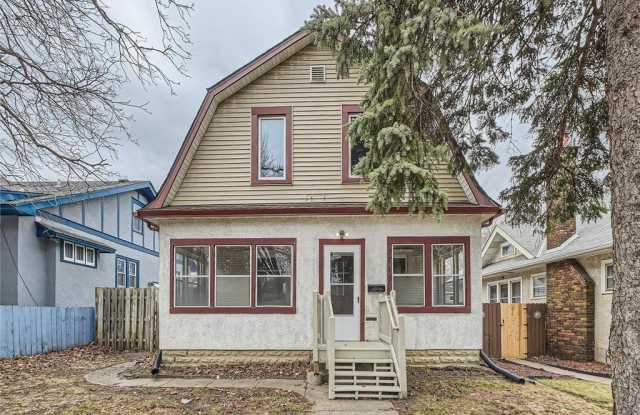 Photo of 3715 Lyndale Ave Avenue N