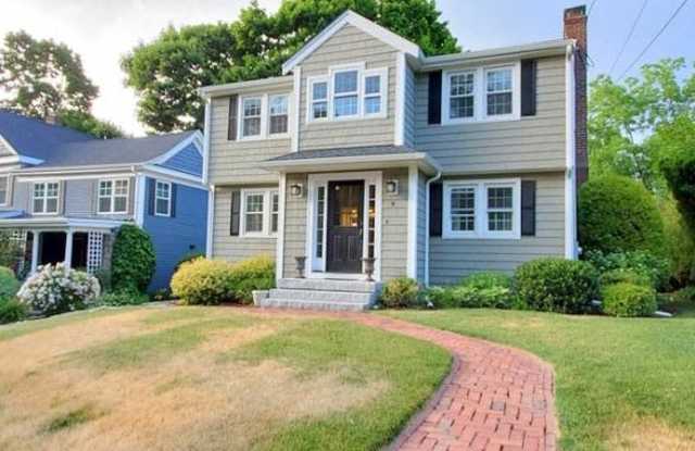 8 Winthrop St. - 8 Winthrop Street, Winchester, MA 01890