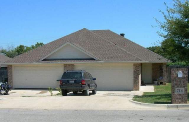 744 Stribling Circle