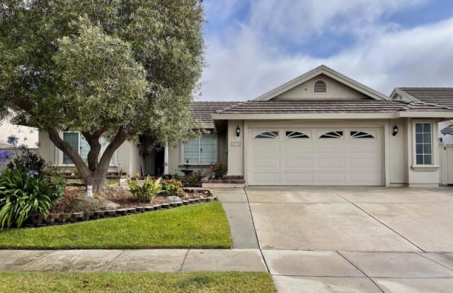 312 Westminster Dr - 312 Westminster Drive, Salinas, CA 93906