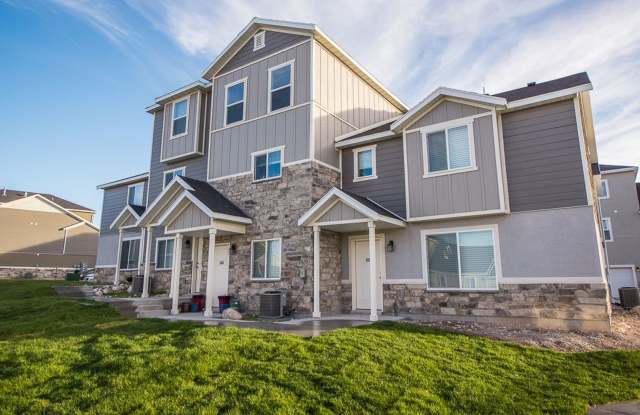 Gorgeous 2-Story Townhomes w/UnFinished Basement in Herriman! photos photos