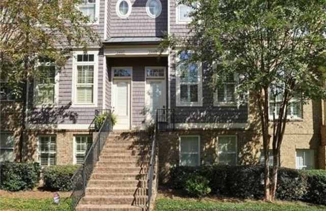 2443 Gatebury Circle