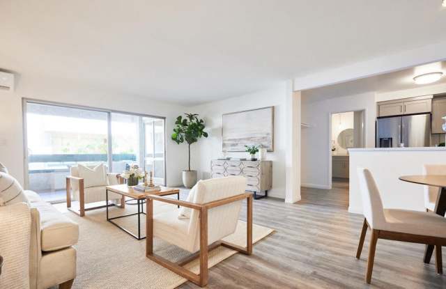 Photo of 355 S Los Robles Ave Unit 214
