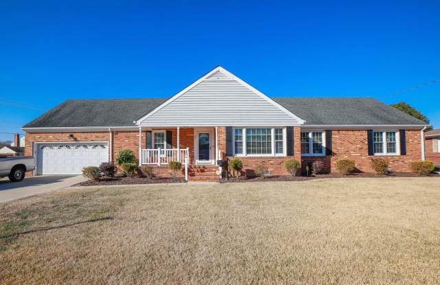 Beautiful for rent home located in central Virginia Beach