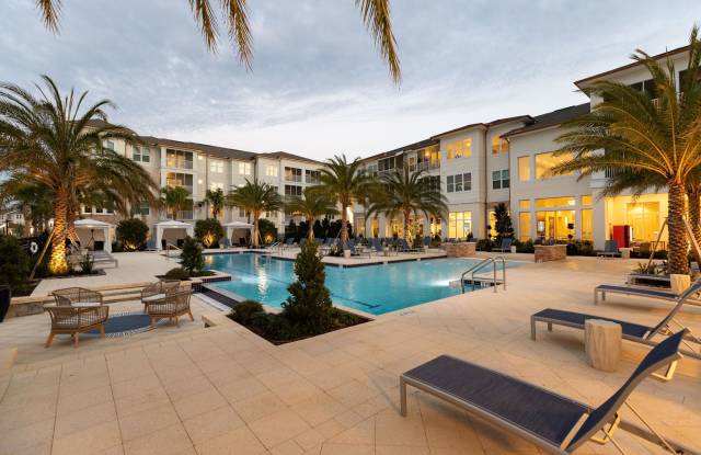 Photo of Pier 8 at the Preserve