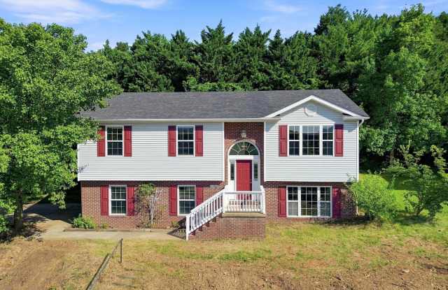 1183 RIVER BEND Court