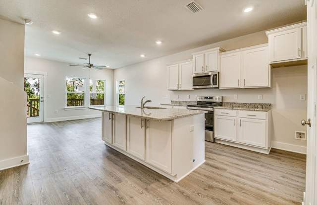 7917 Sweet Retreat Ln