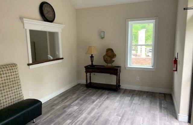 1921 VALLEY FORGE RD