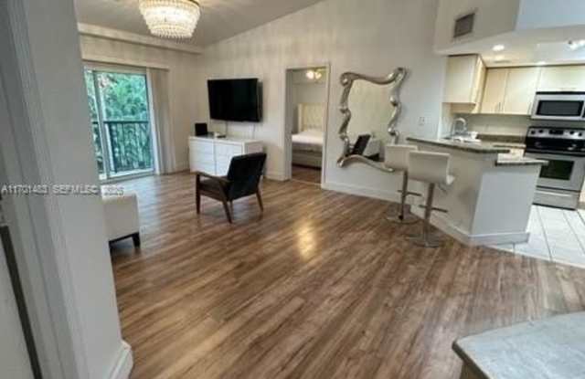 Photo of 2119 SE 10th Ave