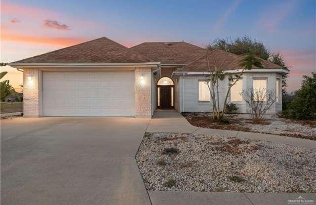 3321 E Clubhouse Drive