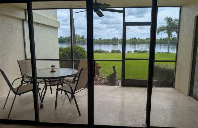 Photo of 16000 Bay Pointe Boulevard unit: D105