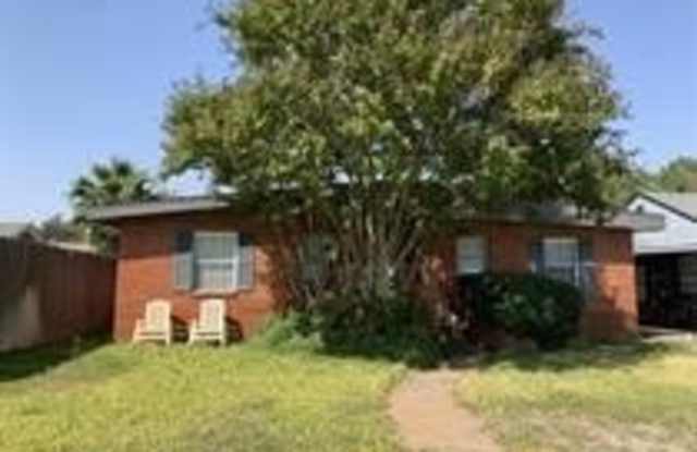 1206 W Missouri