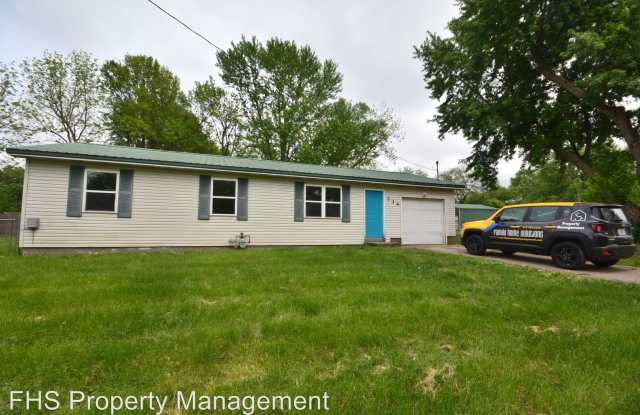 734 S Laurel Ave - 734 South Laurel Avenue, Springfield, MO 65802