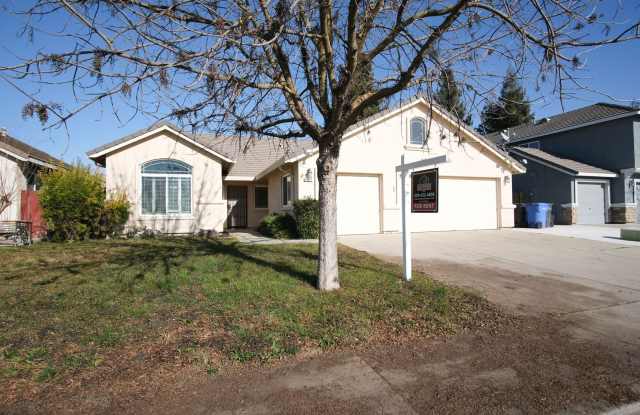 Spacious 4-bedroom 2-Bath