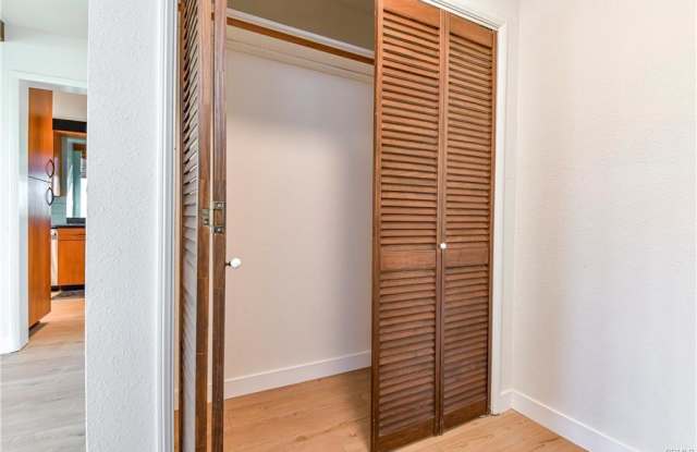 Photo of 1141 17th Court