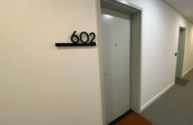 104 Howe