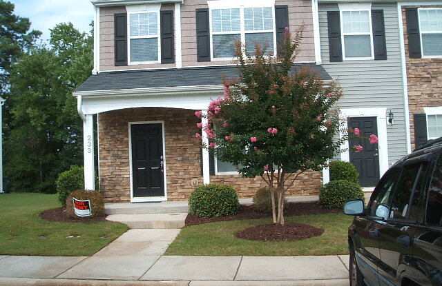 233 Hampshire Downs Drive - 233 Hampshire Downs Drive, Cary, NC 27560