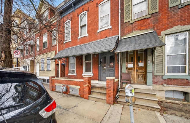 1139 W Linden Street