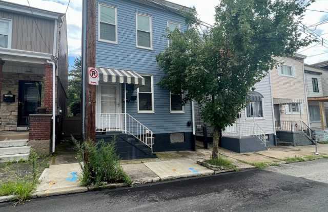 Photo of 419 Taylor Street (Full Service)