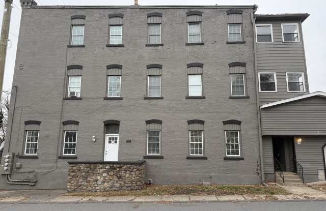 Photo of 717 Mill Street