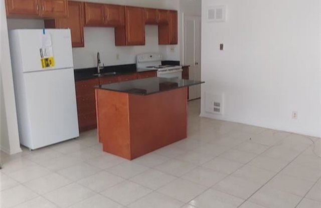 5181 NE 18th Ave - 5181 Northeast 18th Avenue, Fort Lauderdale, FL 33334