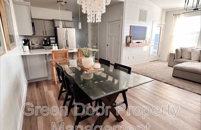 1809 West Terra Vista Lane