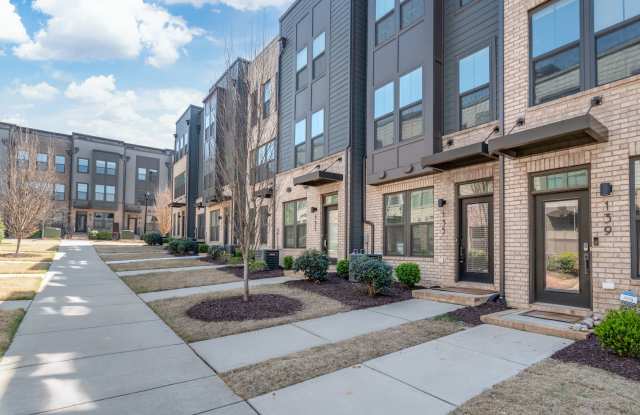 3 Bedroom Townhome minutes from South End!
