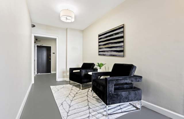 720 Louise Apartments