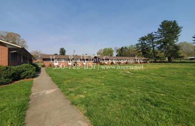 Photo of Hadley Apartments | 4170 James Street Apt #8