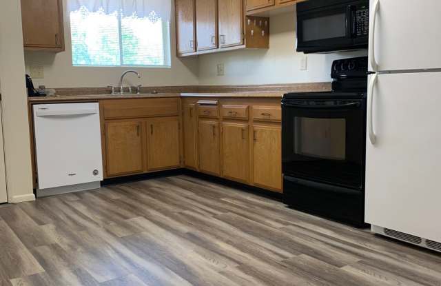 10946 West White Mountain Road