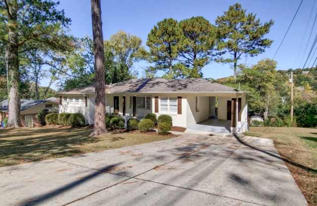 1909 Willis Rd SE