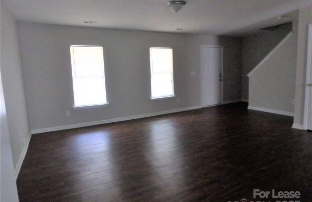 5243 Henderson Circle