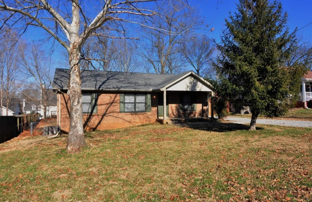 351 Erie Dr - 351 Erie Drive, Clarksville, TN 37040